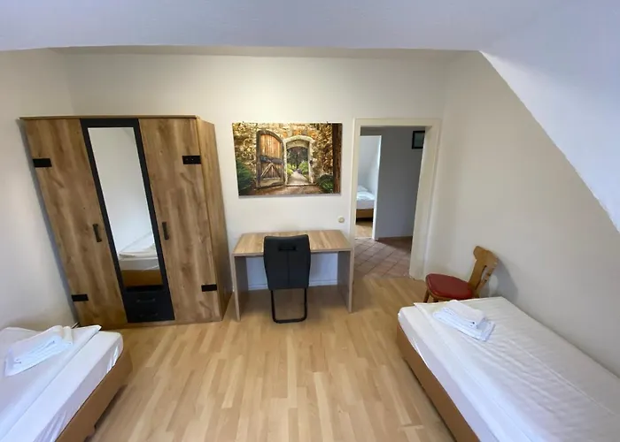 Othman Appartements Groß Buchholzer Straße 16a